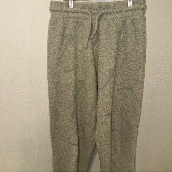 Nike Phoenix Bouclé High Waist Joggers - Picture 4 of 12